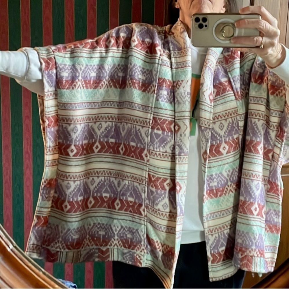 I Love H81 An American Brand BOHO wrap, unique and comfortable. One-size - Picture 4 of 16